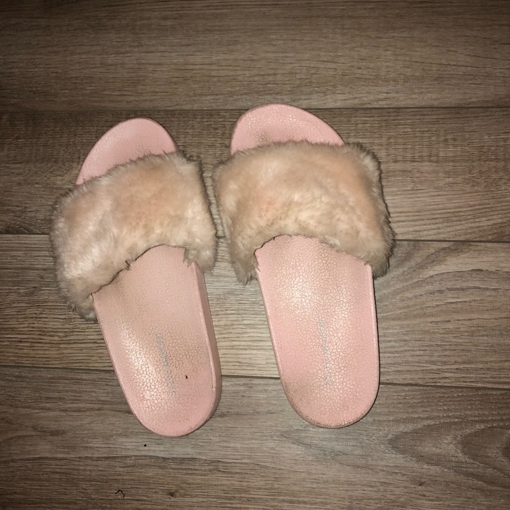 Steve Madden Fur Slides